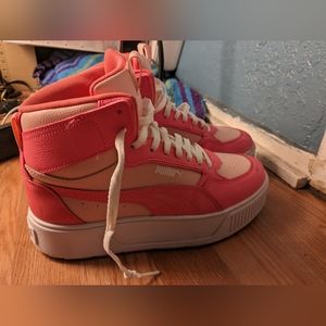 Puma Karmen Rebelle Mid Sneakers. Women's size 7